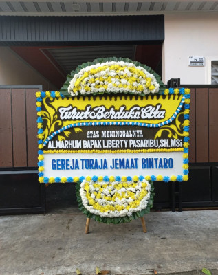 Papan Bunga Duka di Pariaman Utara